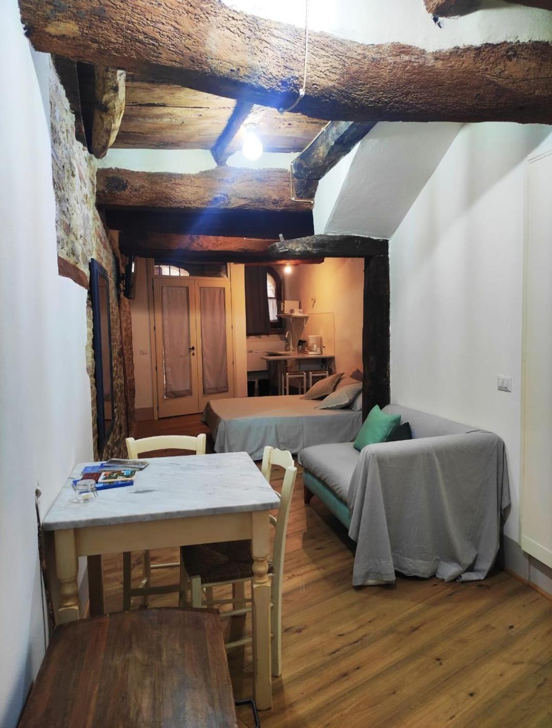 Antica Dimora Vicolo Del Tempio Hotel Spina Bagian luar foto